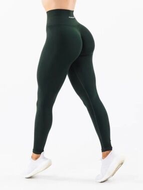 🆕Alphalete - Amplify Contour Leggings